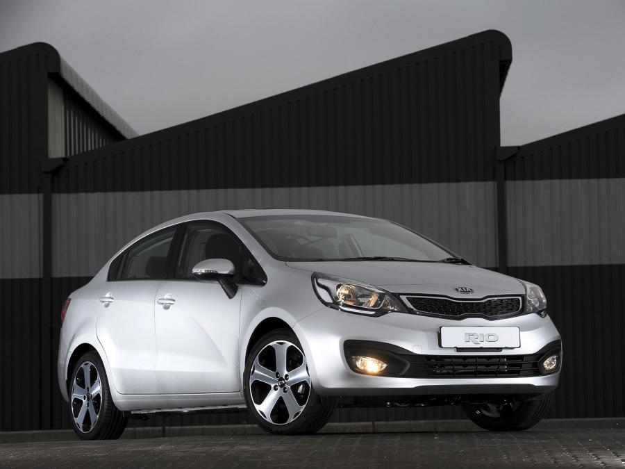  Kia Rio Sedan 2012 года  (ZA) (фото 16 из 23)